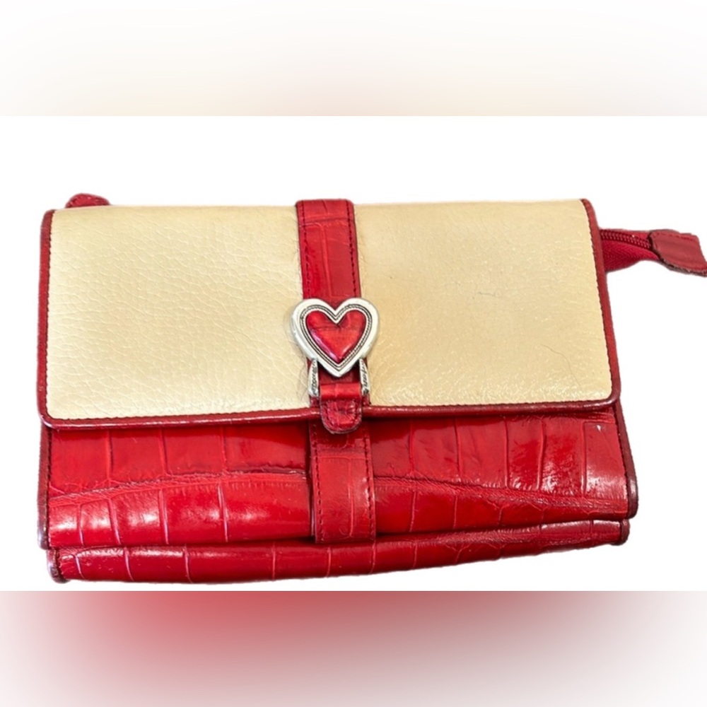 Brighton wallet